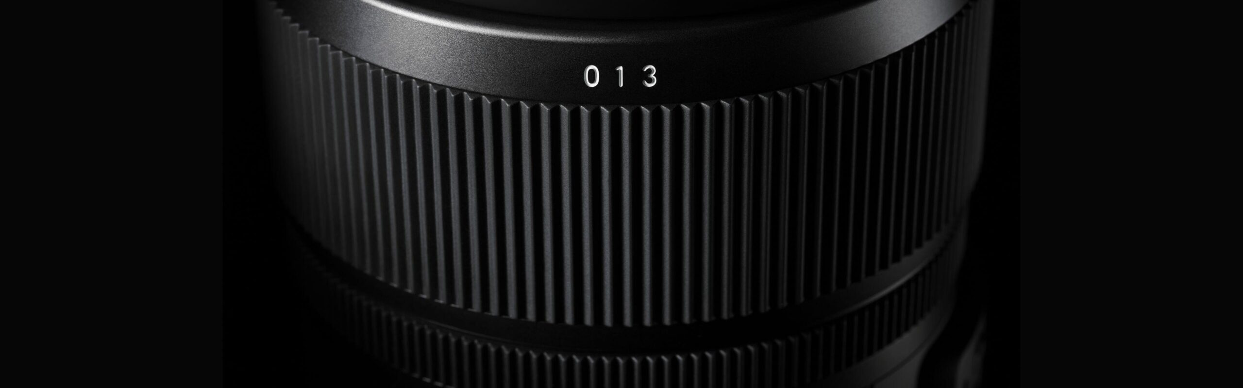 Sigma 24-105mm F4.0 DG OS HSM Art